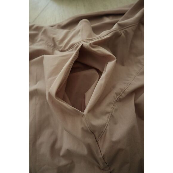 Nike DV9455-272 Women's Sz 2XL Taupe Dri-FIT Bliss Mid-Rise Training Skort - Picture 9 of 12